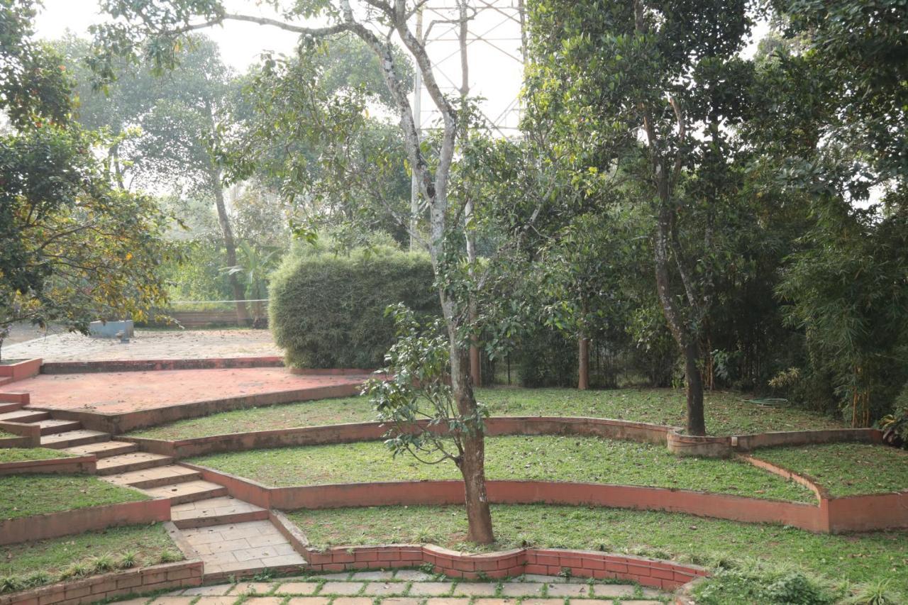 The Wayanad Club Sultan Bathery Exterior foto