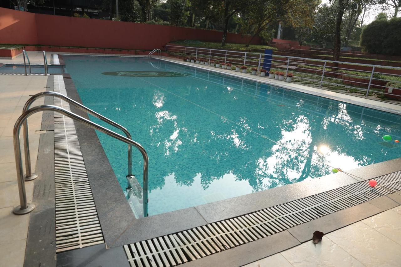 The Wayanad Club Sultan Bathery Exterior foto